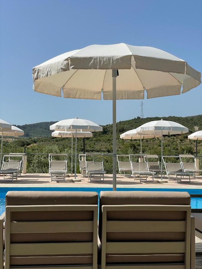 RESIDENCE SAN LUCA - PISCINA e AREA SOLARIUM Vieste Exterior foto