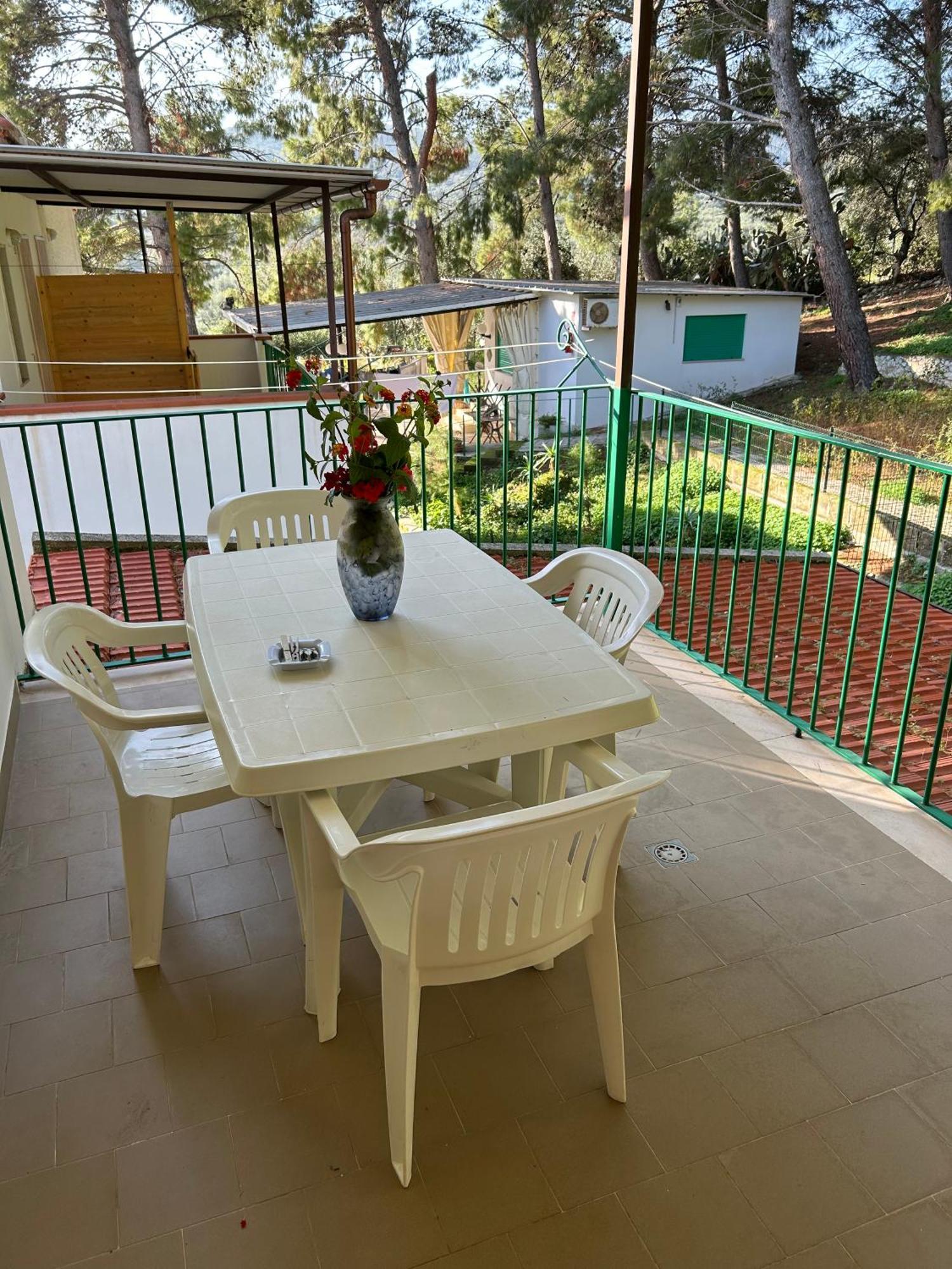 RESIDENCE SAN LUCA - PISCINA e AREA SOLARIUM Vieste Exterior foto